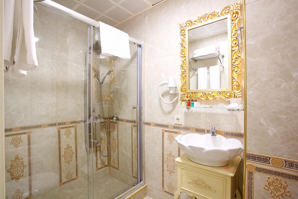 Suite Familiare con 2 Camere Comunicanti